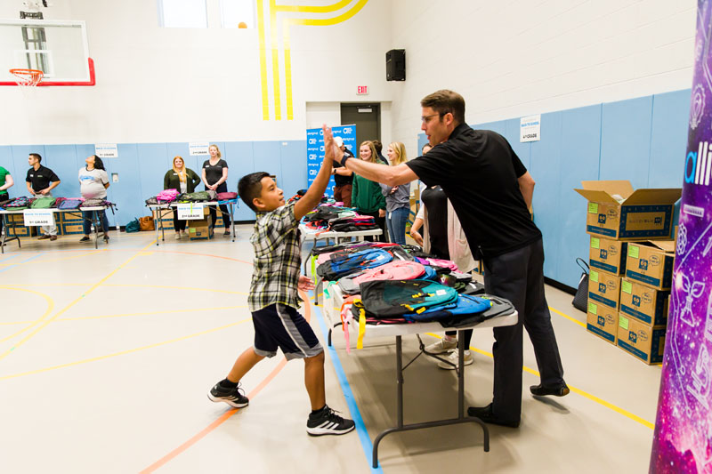 alliantgroup sponsors Back to School event for underserved students at Parker Elementary
